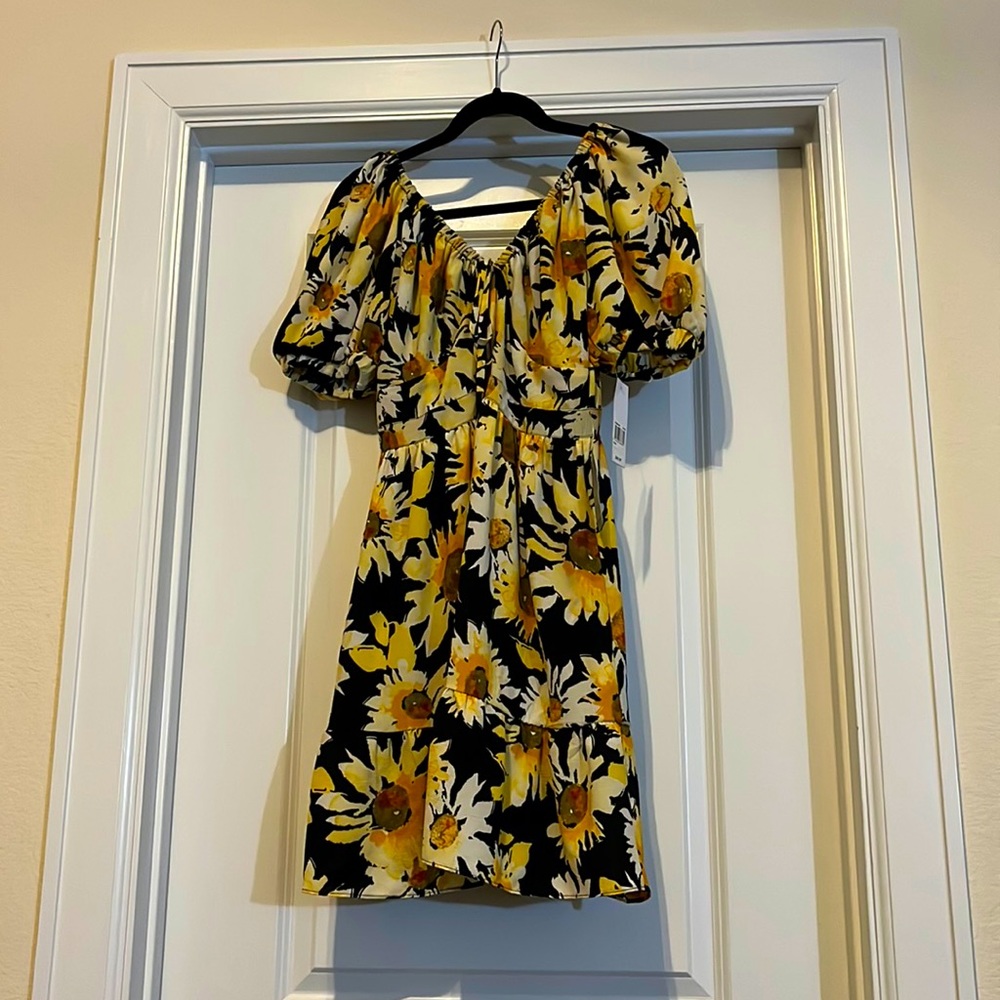 Floral Print Woman’s Short Sleeved Dress